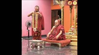 Suvarna Mala offering to Jagadguru Sri Chandrashekhara Bharati Mahaswamiji  Sringeri [upl. by Acinorav749]