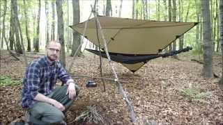 Bushcraft  Obozowanie  Leśna kuchnia  wieszamy dwa kociołki [upl. by Htebyram]