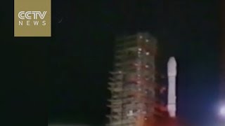 Footage shows launch failure of China’s rocket 20 years ago [upl. by Rybma]