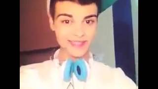 Abraham Mateo y su maleta [upl. by Zsuedat814]