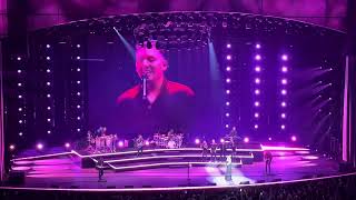 KELLY CLARKSON  7 RINGS chemistry vegas 81223 [upl. by Schreiber]