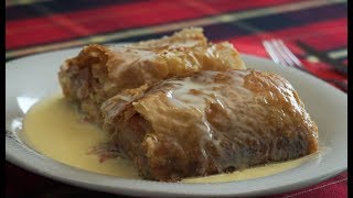 Dobar Tek quotStrudel de jamón ahumado queso y cebollaquot [upl. by Ahsratan]