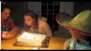 Feliz cumpleaños torta en la cara jajaja [upl. by Wakerly]