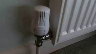 Radiator stuck HOT  COLD thermostatic valve repair fix FREE FAST [upl. by Bohs66]