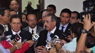 Presidente Danilo Medina consulta líderes evangélicos [upl. by Hasina]