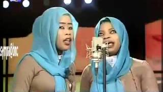 Fadimatu and Sabrin  Sudan Hausa Song in Arabic [upl. by Rinna]