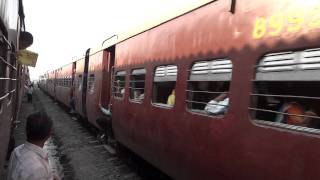 METRE GAUGE TRAIN  AKOLA  RATLAM PASSENGER by Anas Khan [upl. by Elleirb]