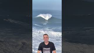 O Mundo é Gigante Veja essa onda monstruosa de 2022 gigantesdenazare surfing bigwaves surf [upl. by Nyllewell601]