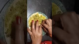 aloo roti rollsubscribe food viralvideo trendingshorts [upl. by Niboc]