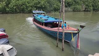 LONGTAIL TURBO DIESEL BOAT AT RANONG PEIR [upl. by Farmelo156]