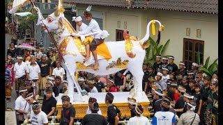 Penestanan Cremation Ceremony [upl. by Georgina]