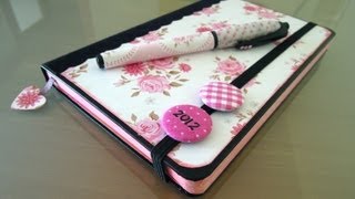 Manualidades de papel Cómo decorar una agenda Moleskine Tutorial [upl. by Anelle]