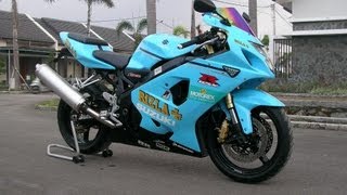 Suzuki gsxr 600 k5 2005 istimewa [upl. by Erolyat]