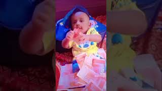 paiso paiso aa Azlans play Eid eidy cute [upl. by Lyrrehs]