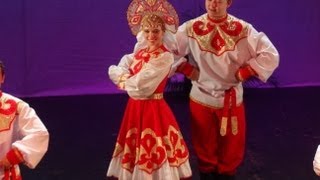 Russian Folk Dance Kalinka Malinka Russian Traditions [upl. by Tomkiel]