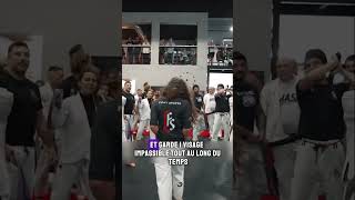 Une fille va se faire taper par tout le dojo de karaté  tradition ou brutalité  karate shorts [upl. by Vasilis]