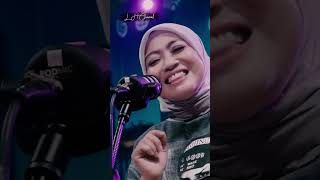 MENGGAPAI MATAHARI  LILIN HERLINA FEAT NADI BARAKA [upl. by Gylys]