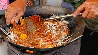 Penang Street Food  PRAWN AND EGG CHAR KWAY TEOW Malaysia [upl. by Subak953]