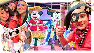 REBECCA CONHECEU A MINNIE NA NOITE DO PIRATA  CRUZEIRO DA DISNEY DIAS 2 e 3  FLÁVIA CALINA [upl. by Eetse]