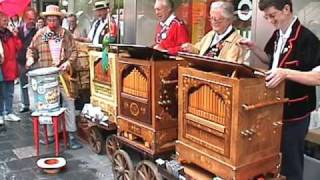 Organ Grinder Raffin 103 [upl. by Lanni189]