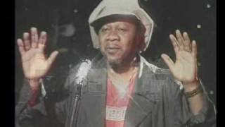 Papa Wemba  Omesatone [upl. by Ynohtnaed]