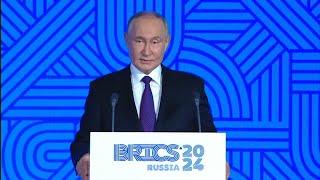 «Мы уже обогнали «Большую семерку»» Владимир Путин заявил о растущей роли БРИКС [upl. by Rabush248]