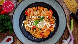 Spaghetti frutti di mare  italienische Pasta mit Meeresfrüchten [upl. by Nothsa]