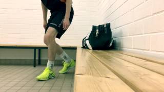 Floorball tricks amp shooting with OXDOG Zero Rudd White [upl. by Annairam]