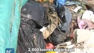 2000 tonnes of garbage dumped in Chinas Yangtze River 12 suspects detained [upl. by Adlog]