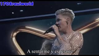 Pnk  Hopelessly Devoted To You Cover Live American Music Awards 2022 Traducida Al Español [upl. by Culley]