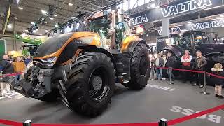 Valtra S Agrotech Kielce [upl. by Haslett]