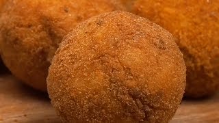 Ricetta Arancini di Riso ricetta semplice [upl. by Romano]