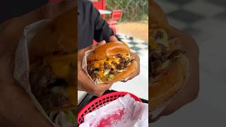 Best juicy burger at kochi 🔥😋 bonappetit vlogs shorts [upl. by Nekcarb]