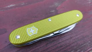 Victorinox Pioneer X Alox Limited 2023 bemutató [upl. by Thorvald]