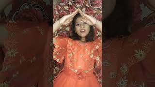 Shankha Bajiye Make  Eso Maa Lakshmi Baso Ghare Lakshmi  Sandhya Mukherjee  youtubeshorts [upl. by Aivalf]