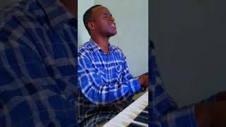 nakwitura iki kowambabariye live piano by Bosco nshuti live piano 🎹 salvator [upl. by Ultan989]