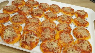 Recette de mini pizza super moelleuse 😋 [upl. by Diannne429]