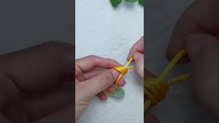 Simple instructions for tying a jade pendant necklace shortvideo diy crafts [upl. by Maurizia]