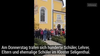 Kundgebung im Kloster Seligenthal [upl. by Llehsem]