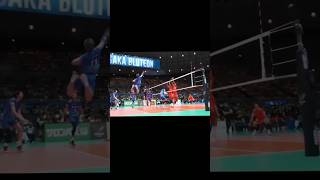 nishida thro the reseve and finish point nishida japan playeryoutubeshorts trending volleyball [upl. by Ruford]