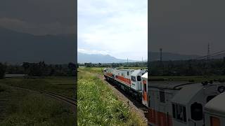 Double Head Locomotive Tawang Alun Train keretaapi train locomotive [upl. by Eerac766]