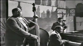 Willie Dixon  Sittin And Cryin The Blues 1963 live [upl. by Nocaj]