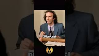 Quando vai in banca a chiedere un prestito short robertobenigni [upl. by Hadlee916]