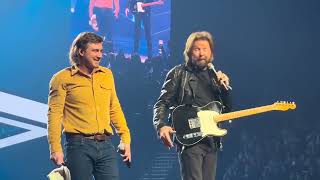 Ronnie Dunn with Morgan Wallen Holding Neon Moon Note PLEASE HELP ME GET TO 1000 SUBSCRIBERS [upl. by Abott]