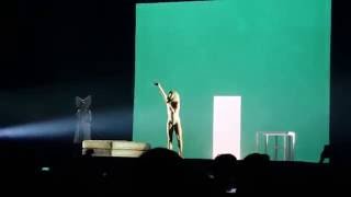 Sia  Chandelier feat Maddie Ziegler Live at Phoenix [upl. by Othello238]