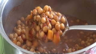 Guiso de Garbanzos Vegetariano Vegan Recipe  The Frugal Chef [upl. by Arahat948]