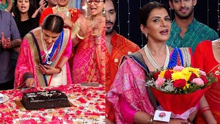 Anita Raj Birthday Cake Cutting On The Set Of Yrkkh With Whole Team [upl. by Ume970]