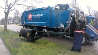 Republic services garbage truck on yard waste pick up 4224 [upl. by Eioj428]