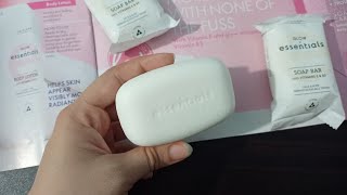 Oriflame Glow Essentials Soap Bar with Vitamins E amp B3 Review  Beauty for Everyone [upl. by Imre]