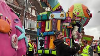 Carnavalsoptocht Roosendaal 2023 Tullepetaonestad [upl. by Ynatsed957]